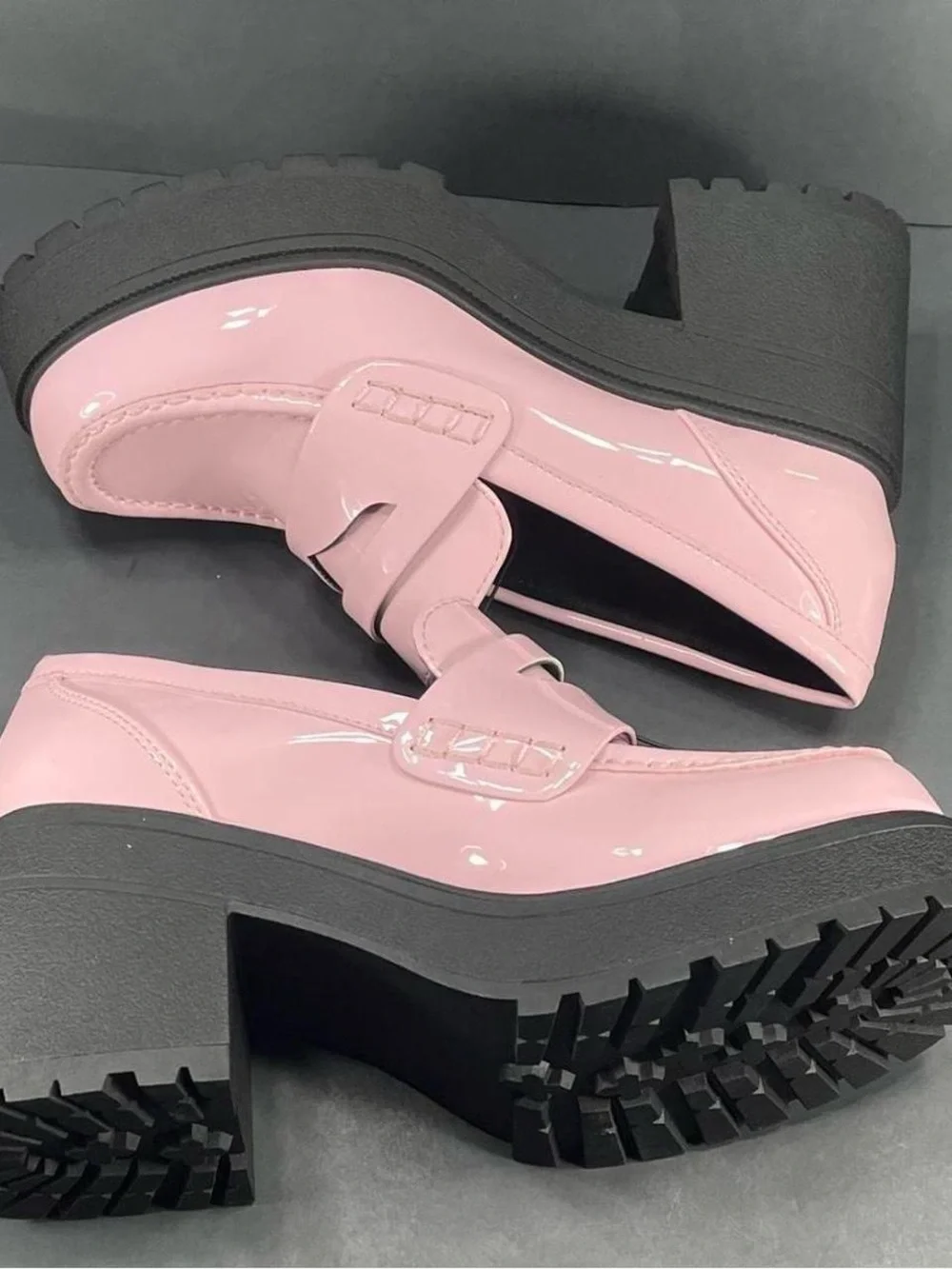 Women's Pink Patent Platform Loafers size 8.5 new in box